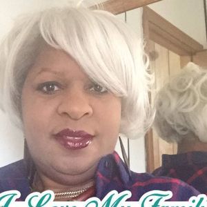 Meet your Posher, Carolyn